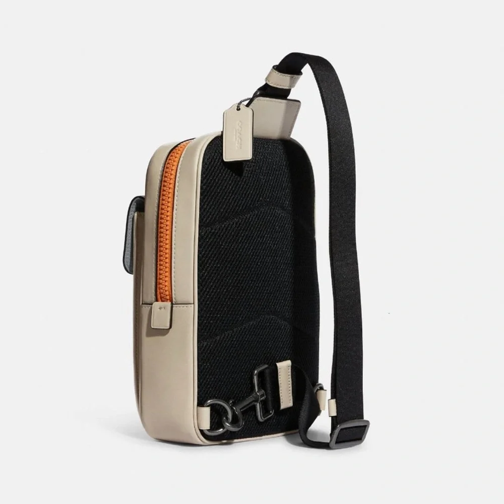 NEW Coach Track Pack In Colorblock Signature Canvas and Leather in White - Picture 7 of 7